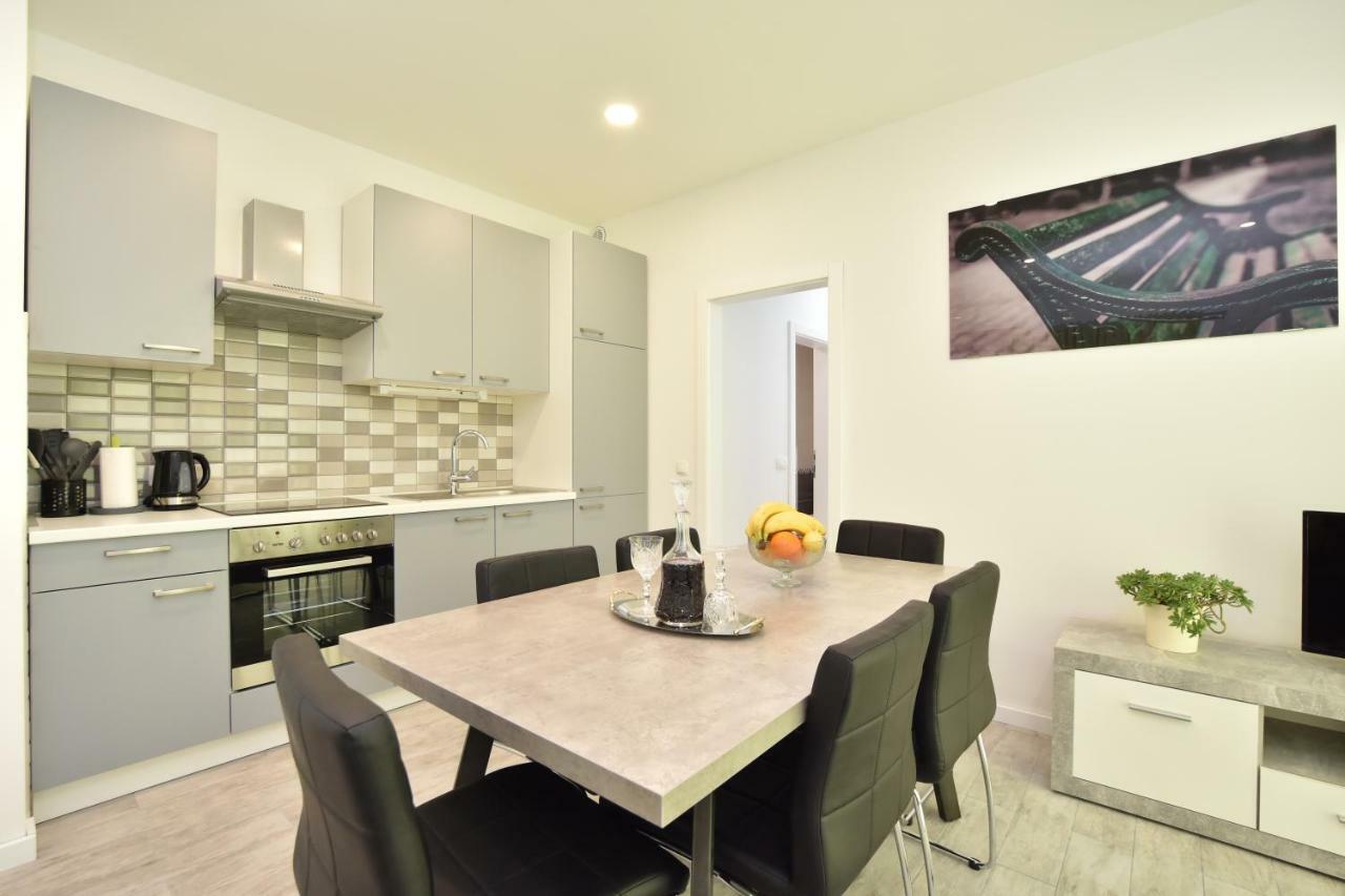 Apartmani Iva&Ante دوغي رات المظهر الخارجي الصورة