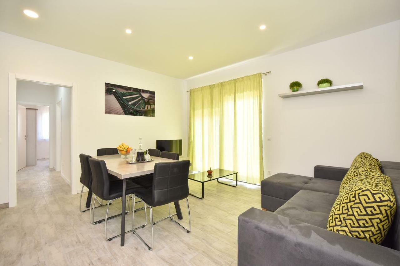 Apartmani Iva&Ante دوغي رات المظهر الخارجي الصورة