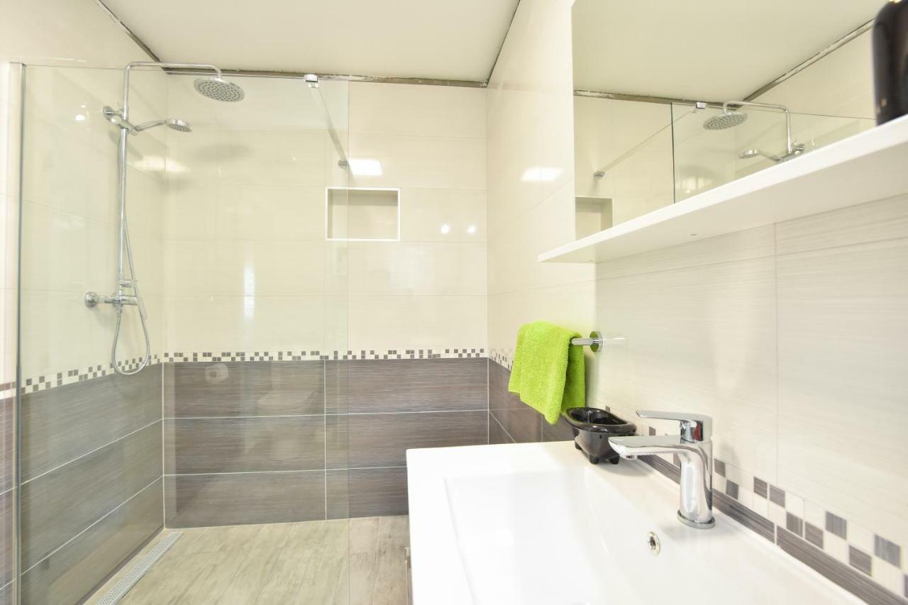 Apartmani Iva&Ante دوغي رات المظهر الخارجي الصورة