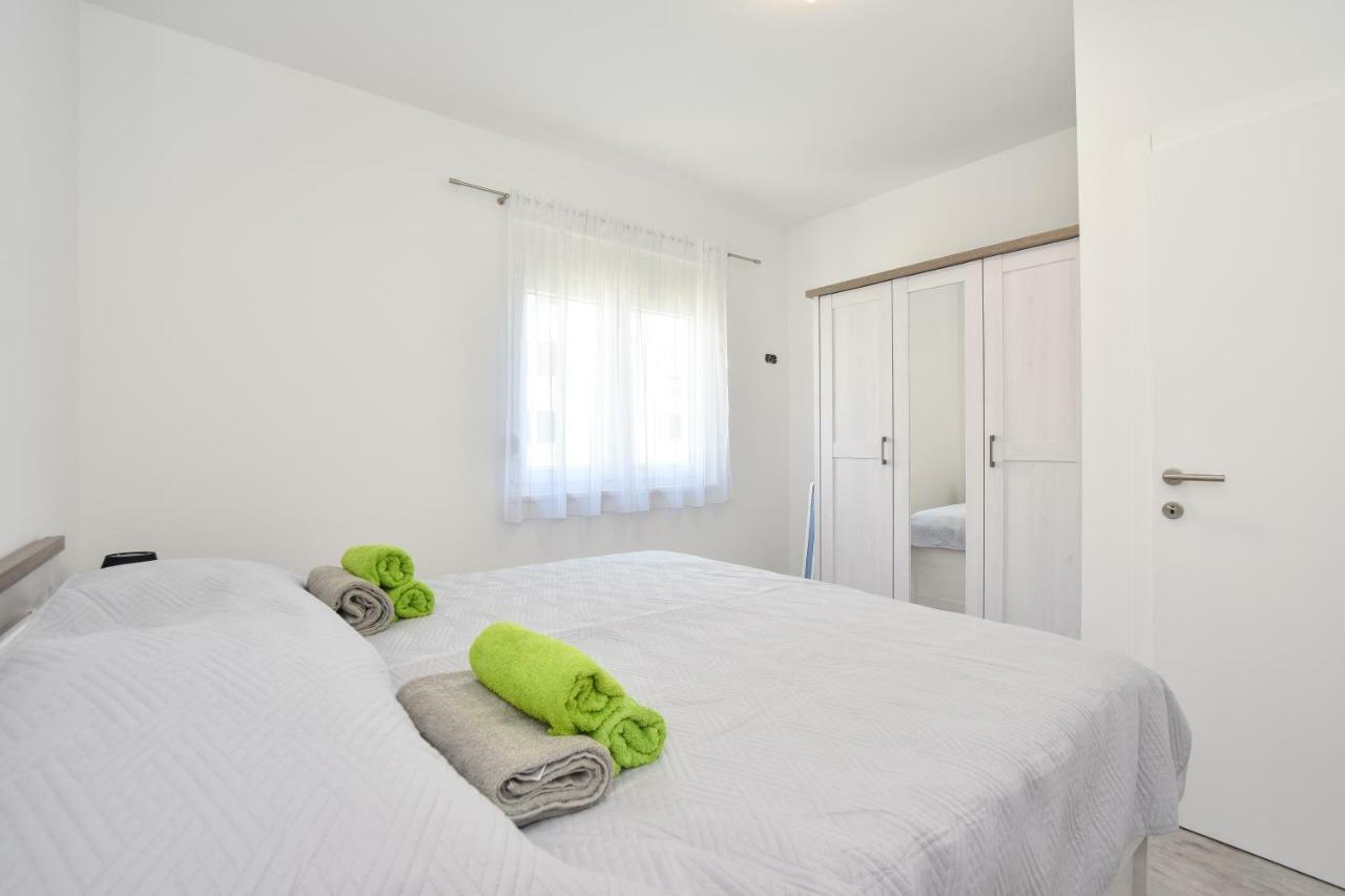 Apartmani Iva&Ante دوغي رات المظهر الخارجي الصورة